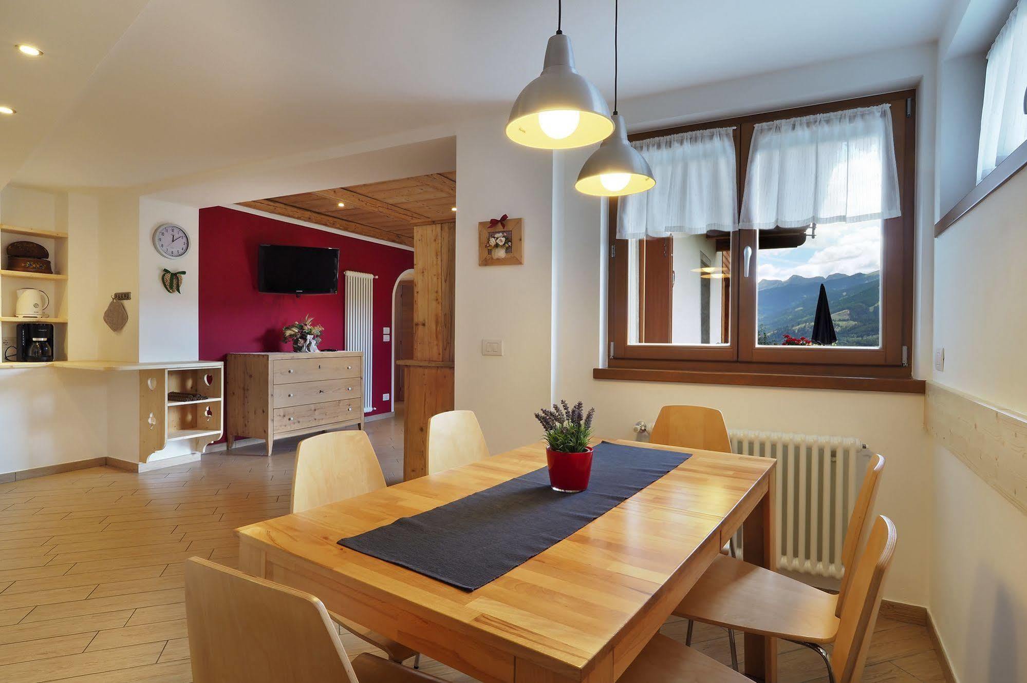 Villa Prafiori Cavalese Exteriör bild